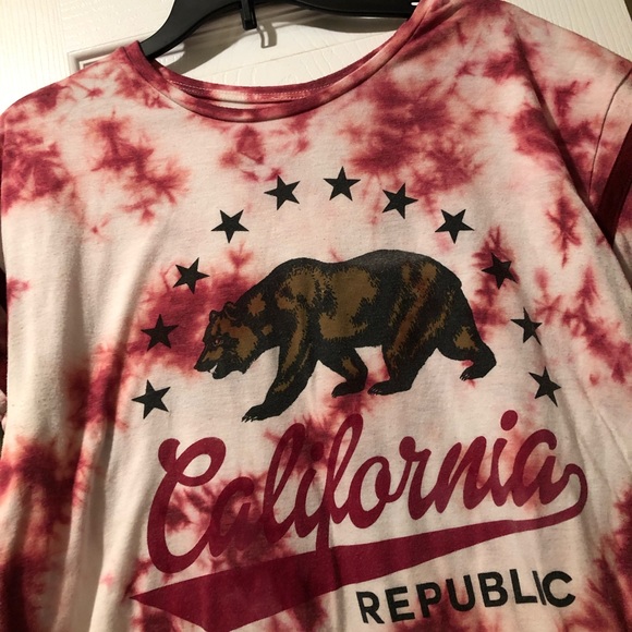 Cute tie dye flare tee! - Picture 3 of 4